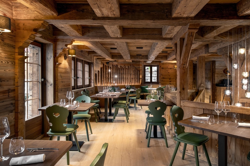 Éclairage et convivialité: l’équilibre parfait au cœur de Champéry