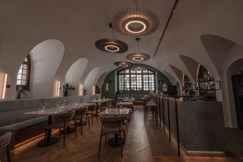 La Confrérie, Vevey: Light as the Defining Element of the Atmosphere