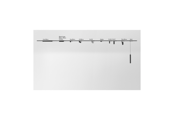 Vue de profil d’un système d’éclairage sur rail 24V présentant différents modules : Line Micro, Black Foster Micro/Micro Surface, Top Micro, iQ Micro, Six XS, Alaska, Fit 20 / Fit 27, Plus Micro et Stick