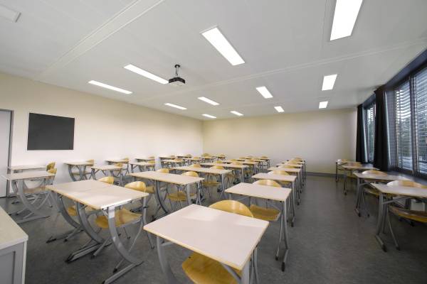 Dalle slimy dans salle de classe