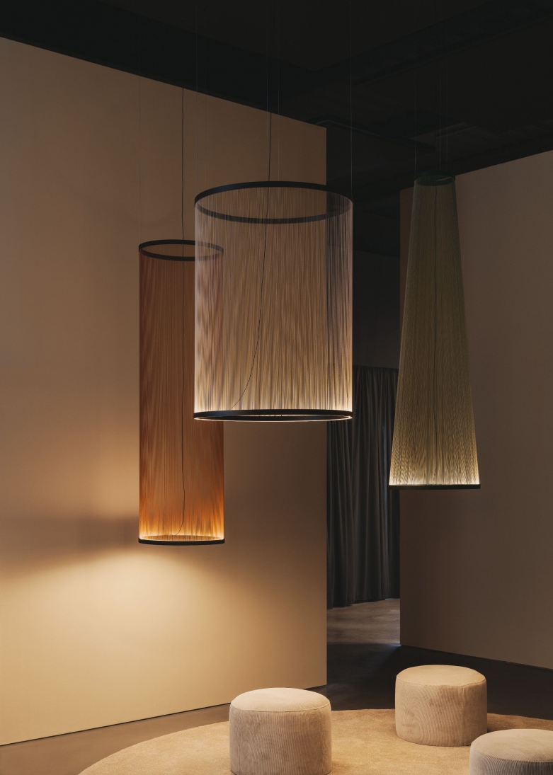 Trio de lampes en suspension Array par VIBIA