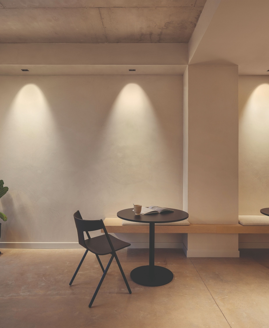 Black Foster Recessed 2