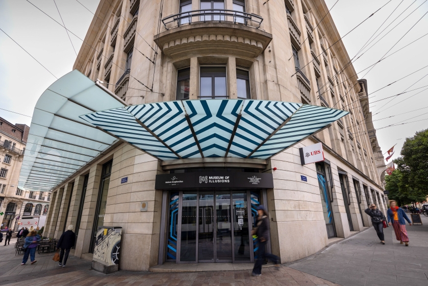 Musée de l'Illusion Genève: quand la lumière sublime l'expérience immersive